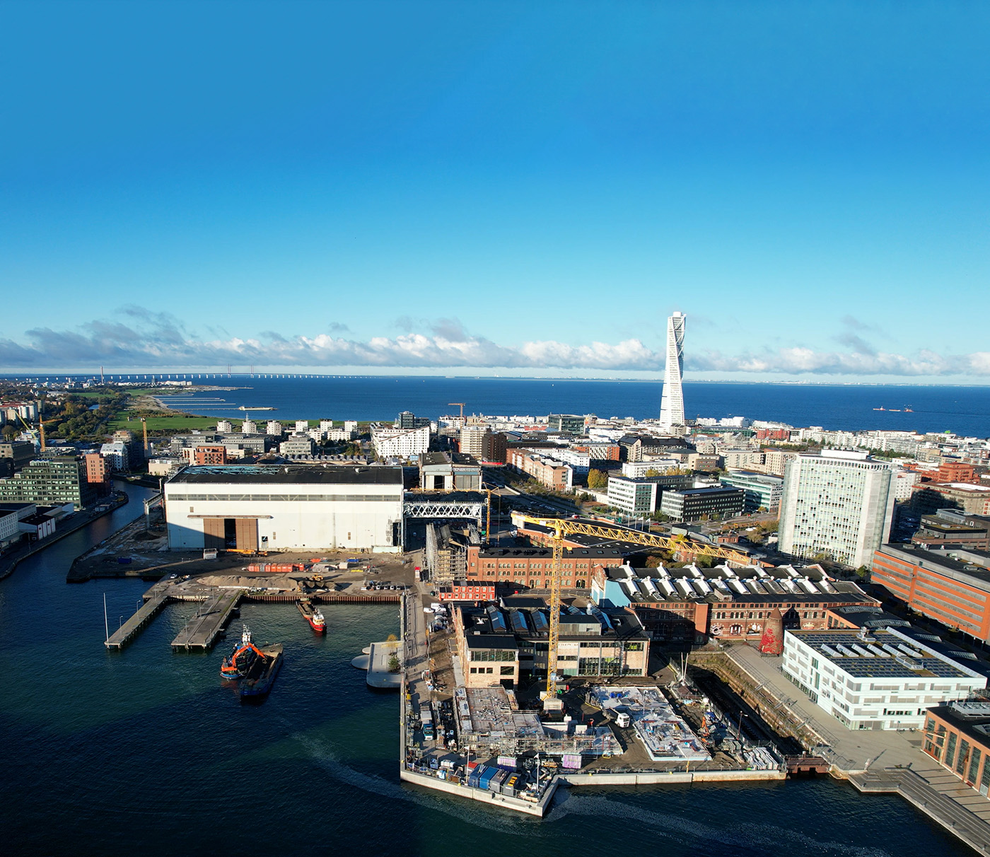 exteriör flygfoto över varvsstaden